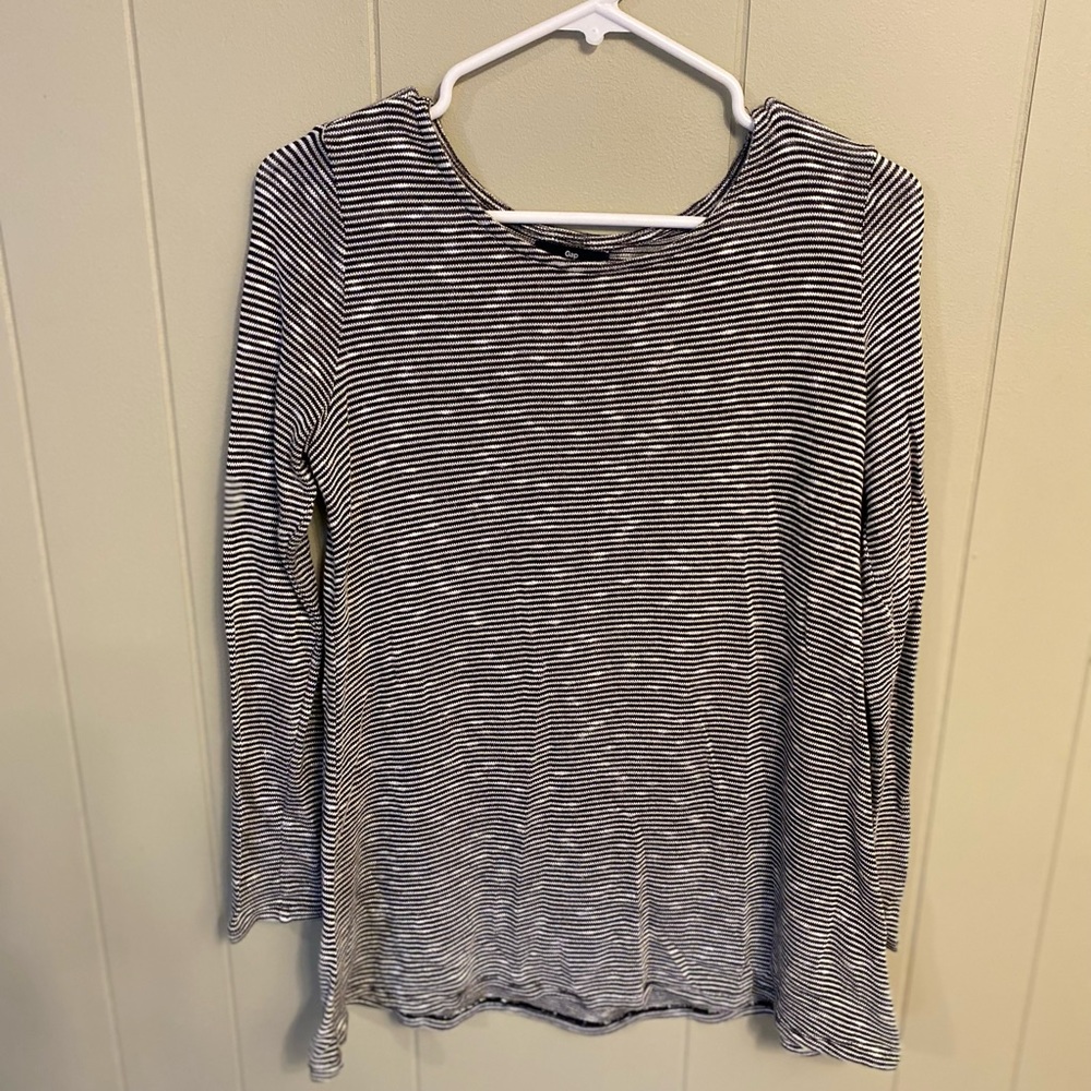 Gap thin sweater